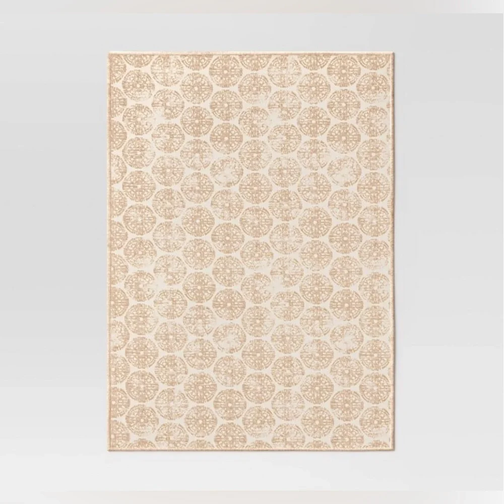 NWT set of 6 threshold beige medallion placemats 14”x19” each